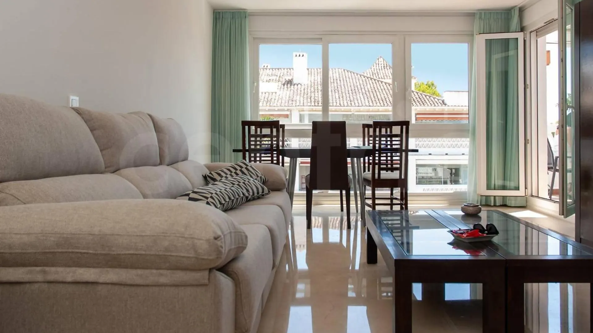 Duplex Junto Al Mar En Marbella Apartment