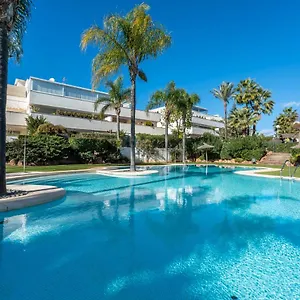  Apartamento Altos De Banus I Momento